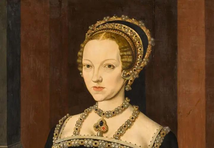 A regal Catherine Parr portrait, adorned with pearls and a jeweled headdress, gazes forward. Her attire speaks of Tudor elegance.
